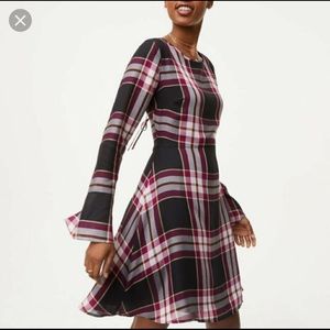 Loft petite plaid tie back dress 00P